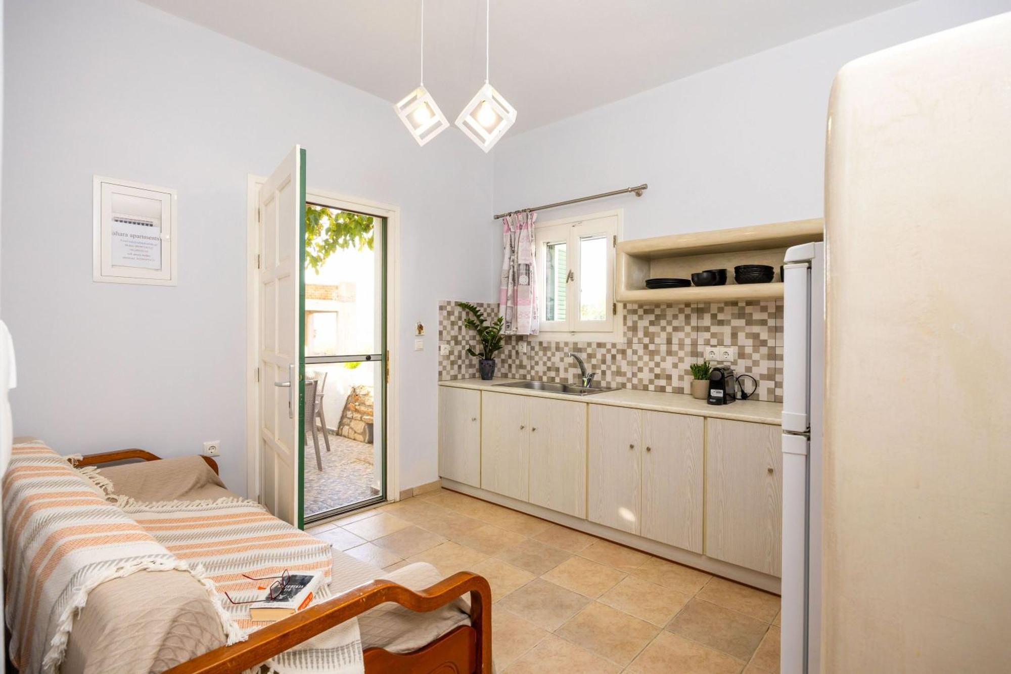 Sahara Beach Apartments - Kastraki Kastrákion Extérieur photo